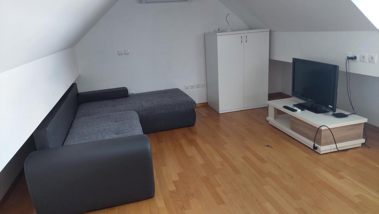 Apartma Samo Lejlighed Kranj Eksteriør billede